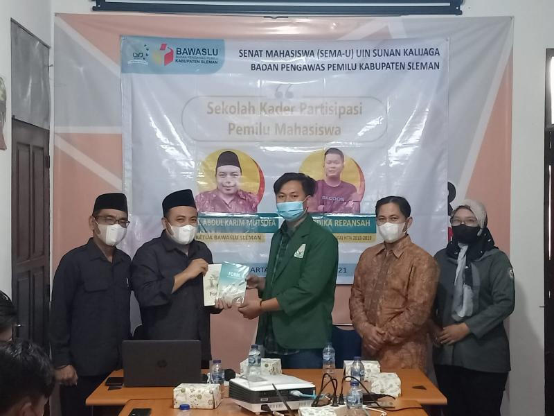 Bawaslu Sleman Gelar Sekolah Kader Partisipasi Pemilu Mahasiswa Bersama SEMA-U UIN SUKA