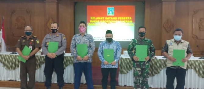 Cegah Klaster Pilkada, Bawaslu Sleman Deklarasikan Pokja Covid - 19