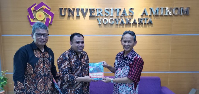 Bawaslu Sleman Jajaki Kerja  Sama dengan Universitas Amikom