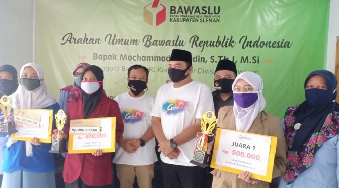 Inilah Para Pemenang Lomba Kultum Demokrasi Bawaslu Sleman