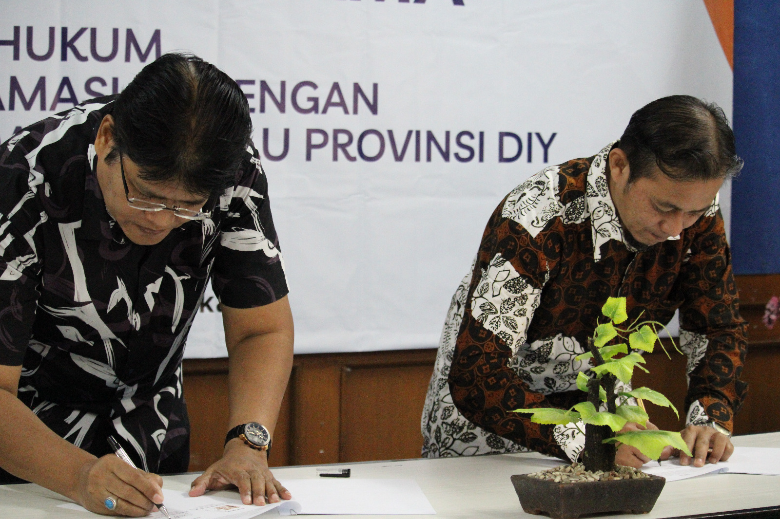 penandatanganan perjanjian kerjasama