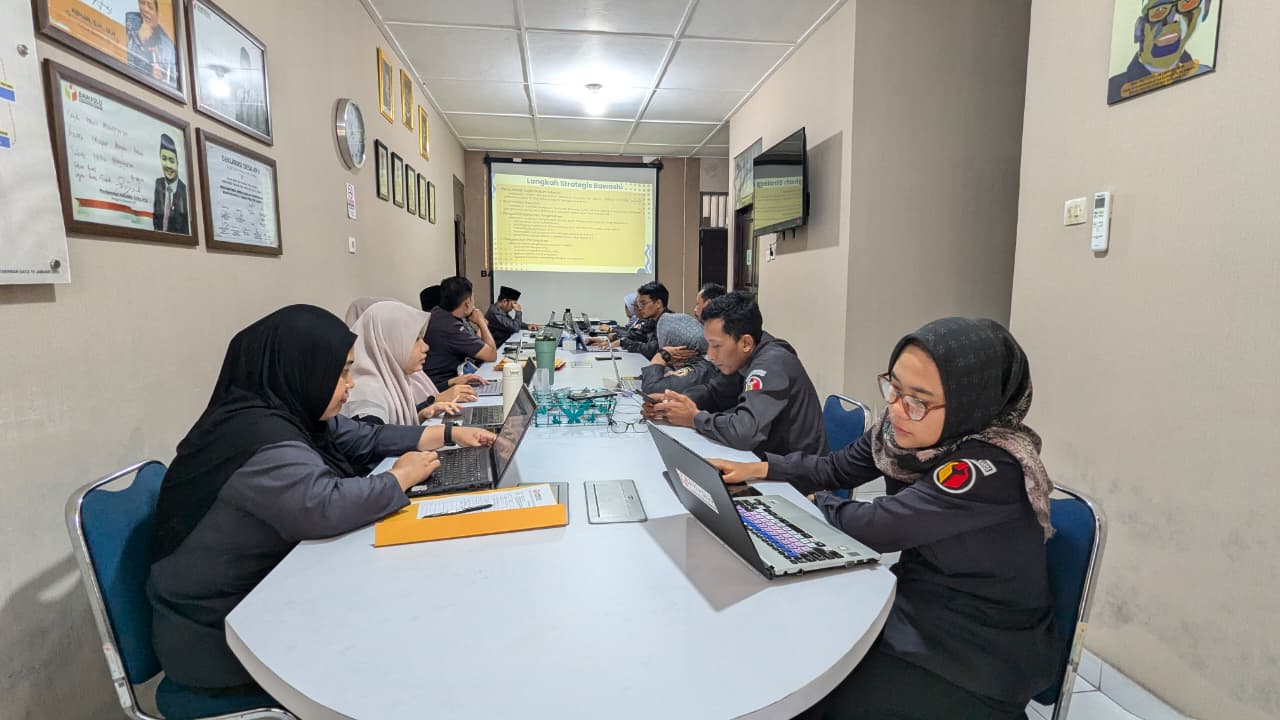 foto rapat internal