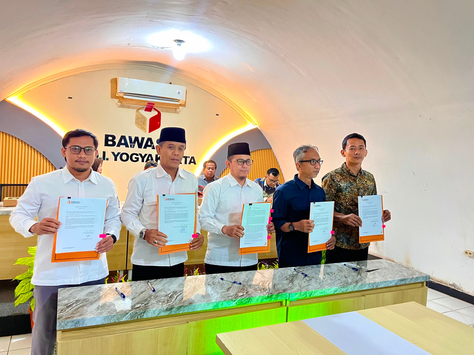foto penandatanganan