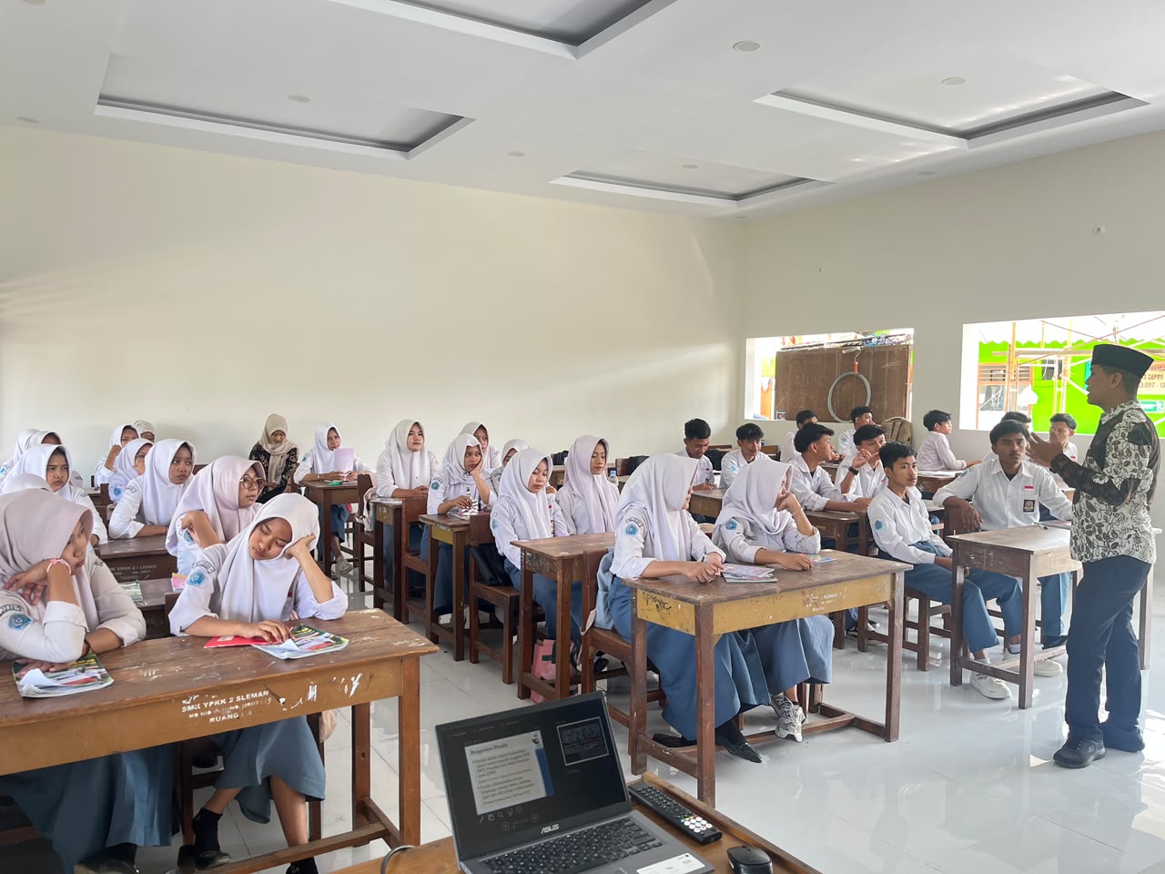 foto sosialisasi pemilih pemula
