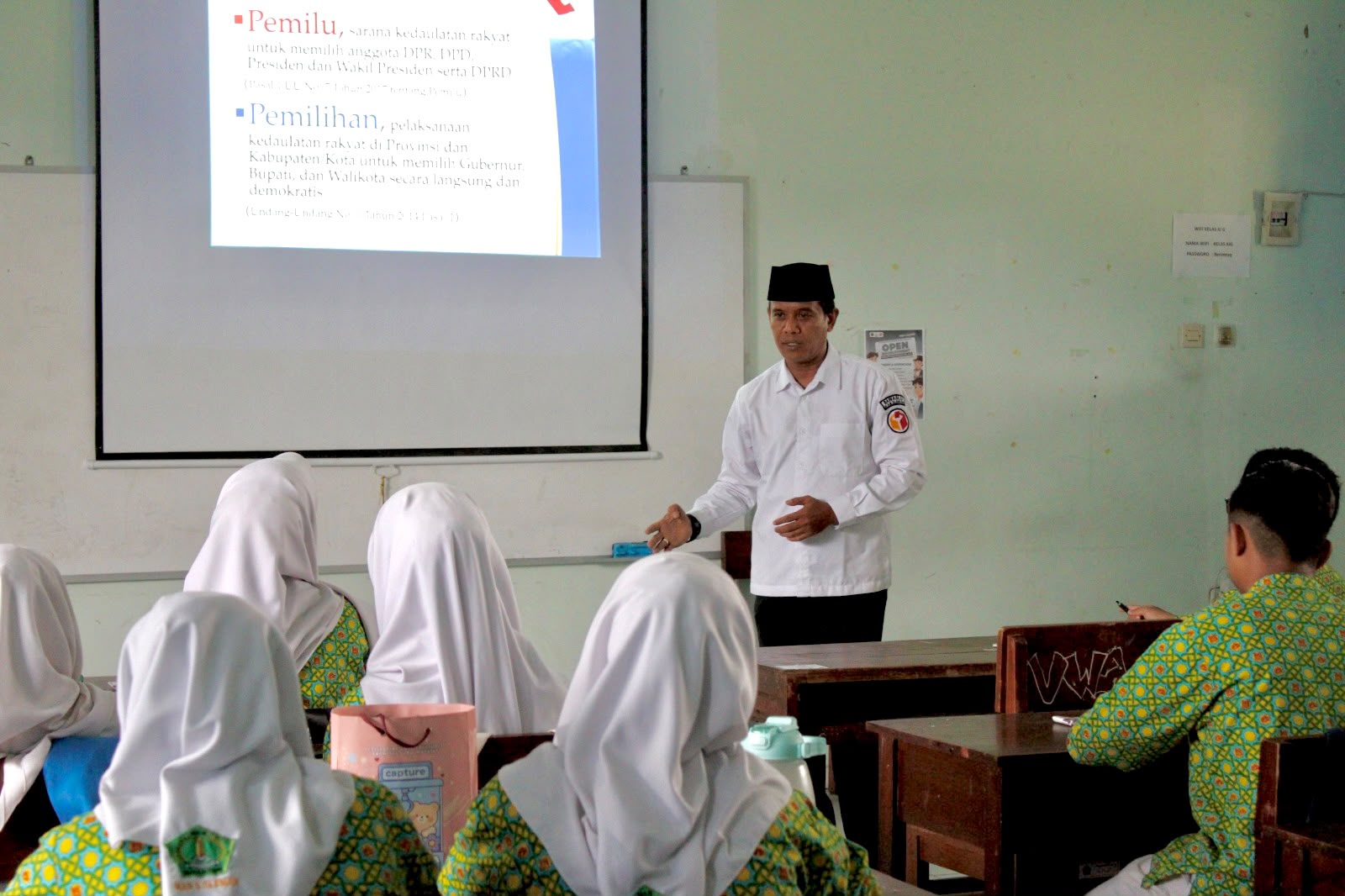 Foto Sosialisasi Pendidikan Politik Pemula di MAN 5 Sleman