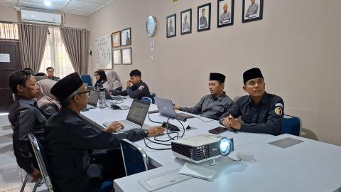 foto rapat internal