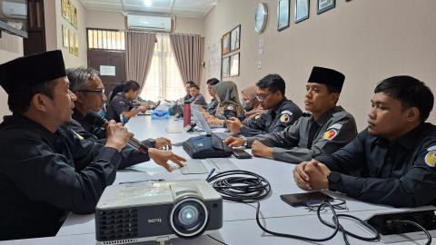 foto rapat internal