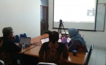 Bawaslu Sleman Telaah Regulasi Pemutakhiran Data Pemilih