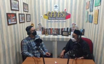 Yang Muda Mengawasi, Podcast Garasi undang Tokoh Millenial