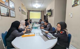 foto rapat internal