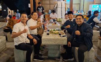 Foto Diskusi Bawaslu Sleman dengan Lurah Sambirejo Prambanan